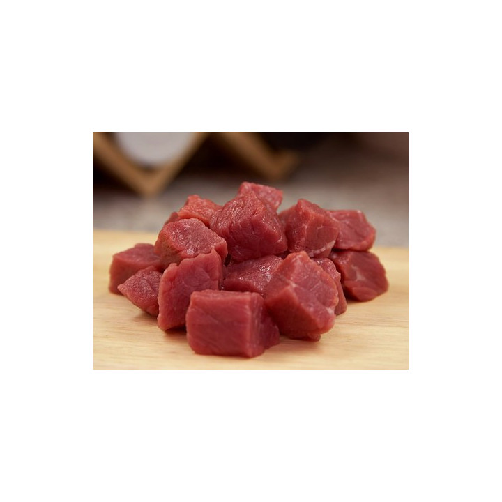 Hovězí kostky na guláš - cca 500g (Farma Škodovi)