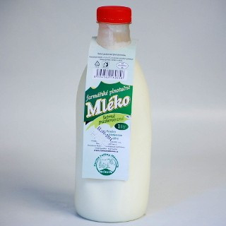 mléko v PET plnotučné pasterizované (Farma rodiny Němcovy)